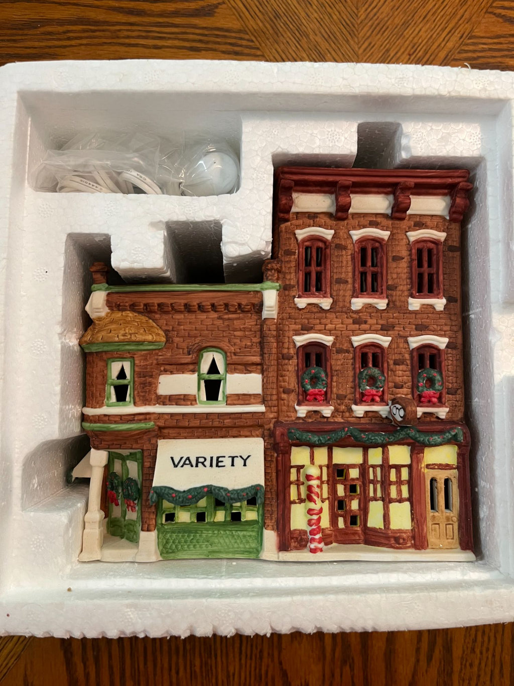 Christmas Village Department 56 Craggy Cove Lighted House Variety Store and Barber Shop