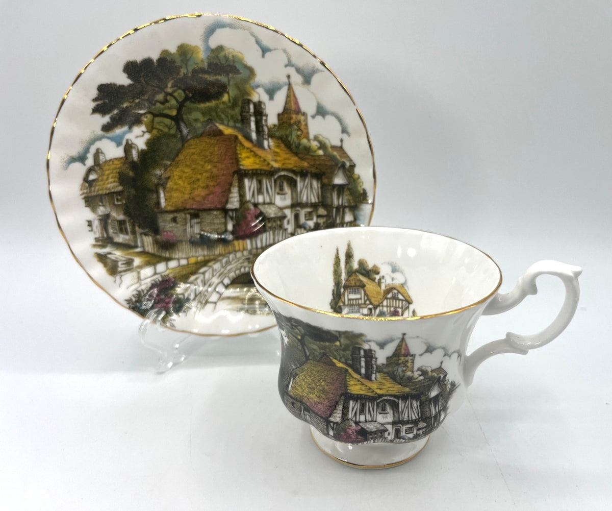 Royal Albert Bone China England Cottage Series Teacup & Saucer Set With Gold Trim
