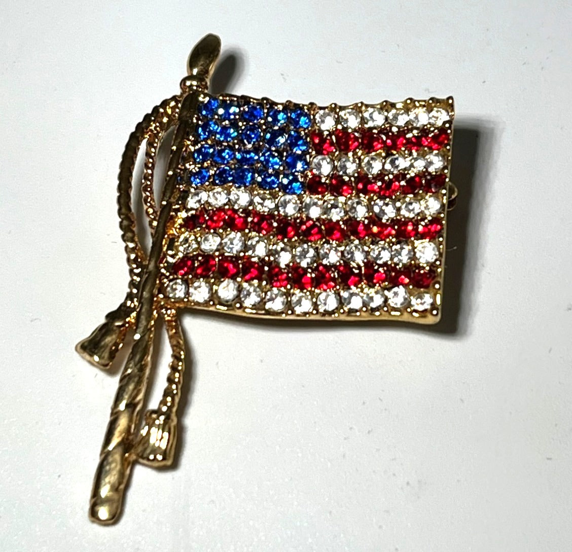 Vintage American Flag Rhinestone Brooch Gold Tone Patriotic Pin 1.5" wide