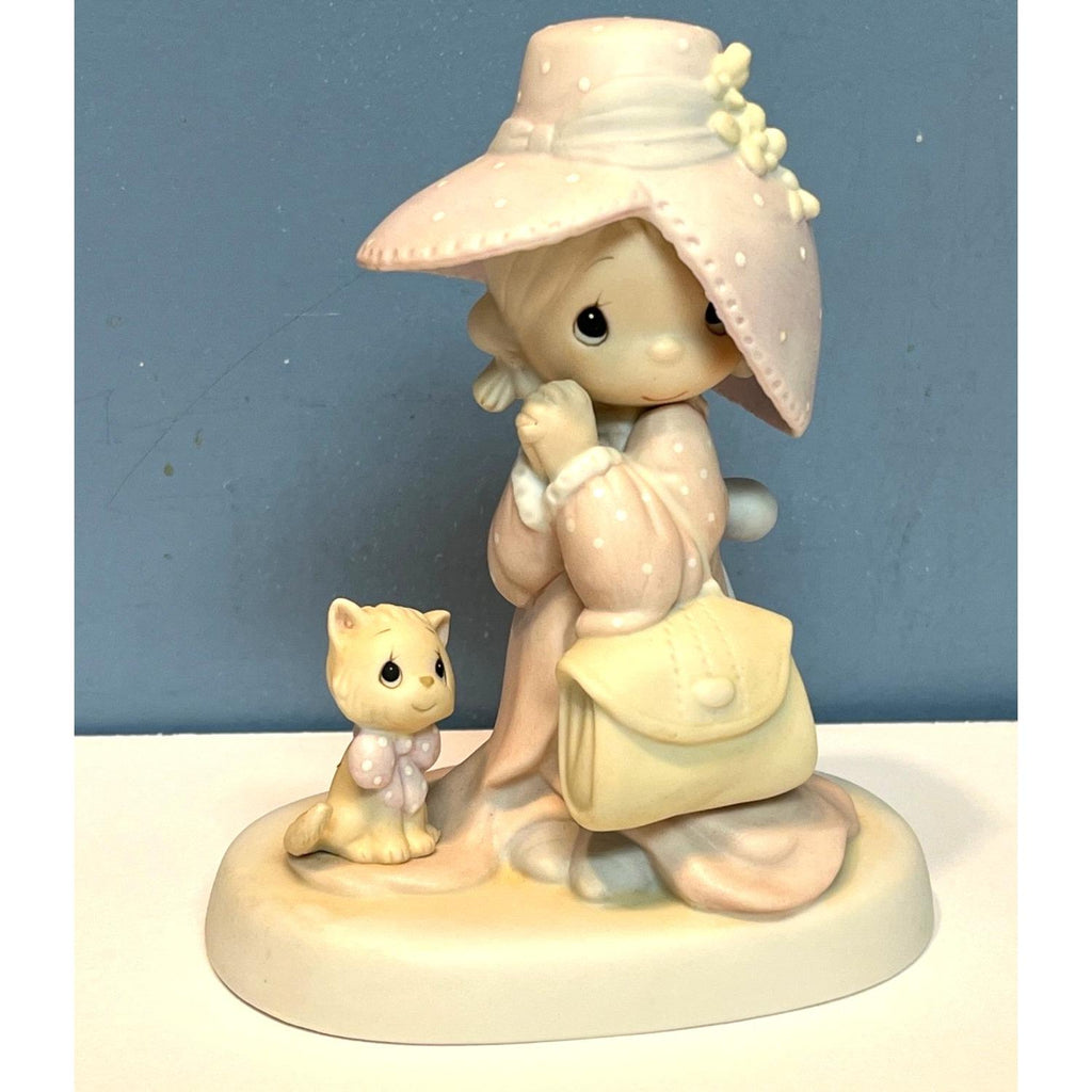Precious Moments "To A Very Special Mom" Figurine 1983 By Jonathan & David 5.5" tall