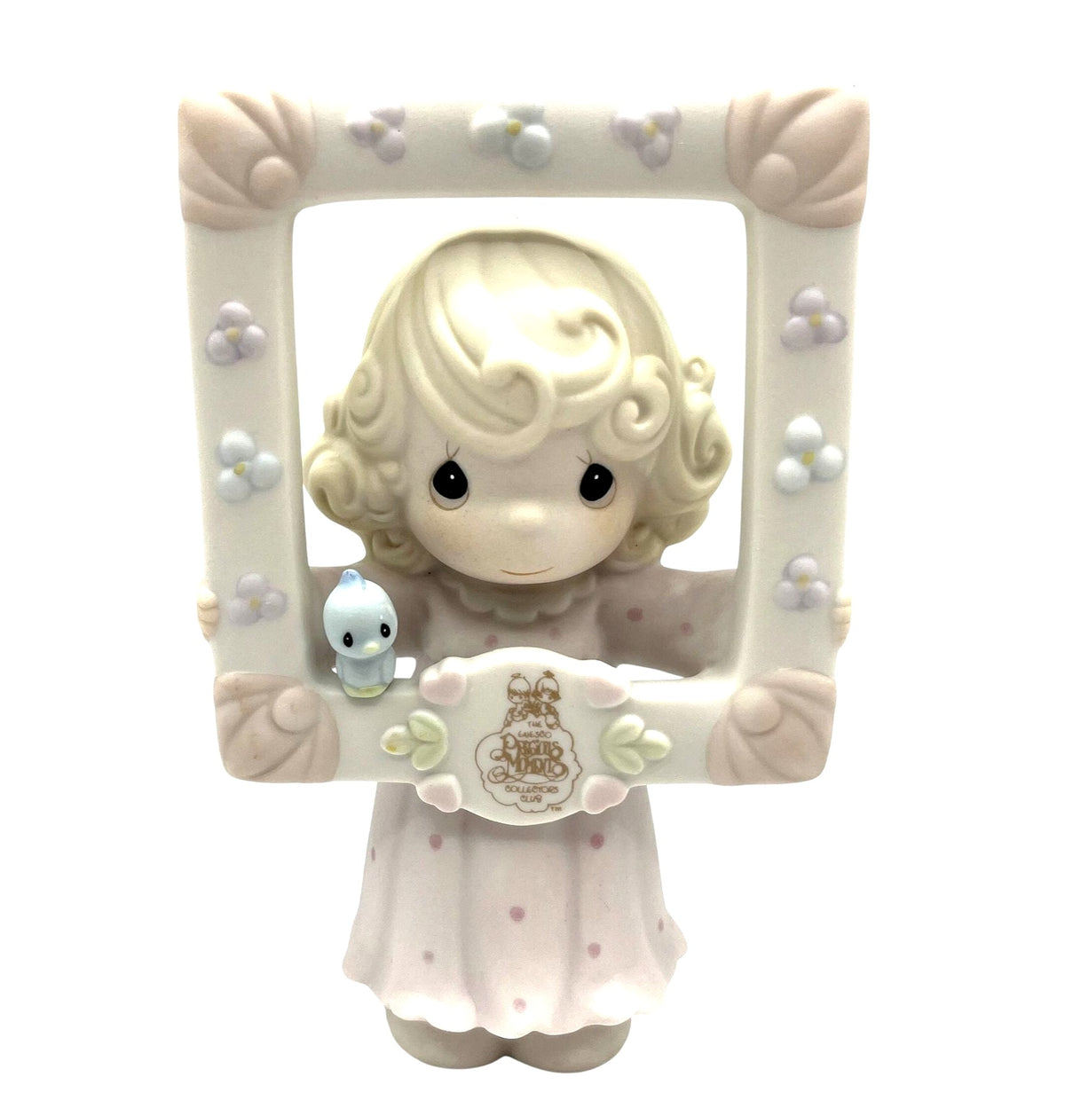 1996 Precious Moments Collectors Club Figurine You're As Pretty As A Picture"  in Original Box.