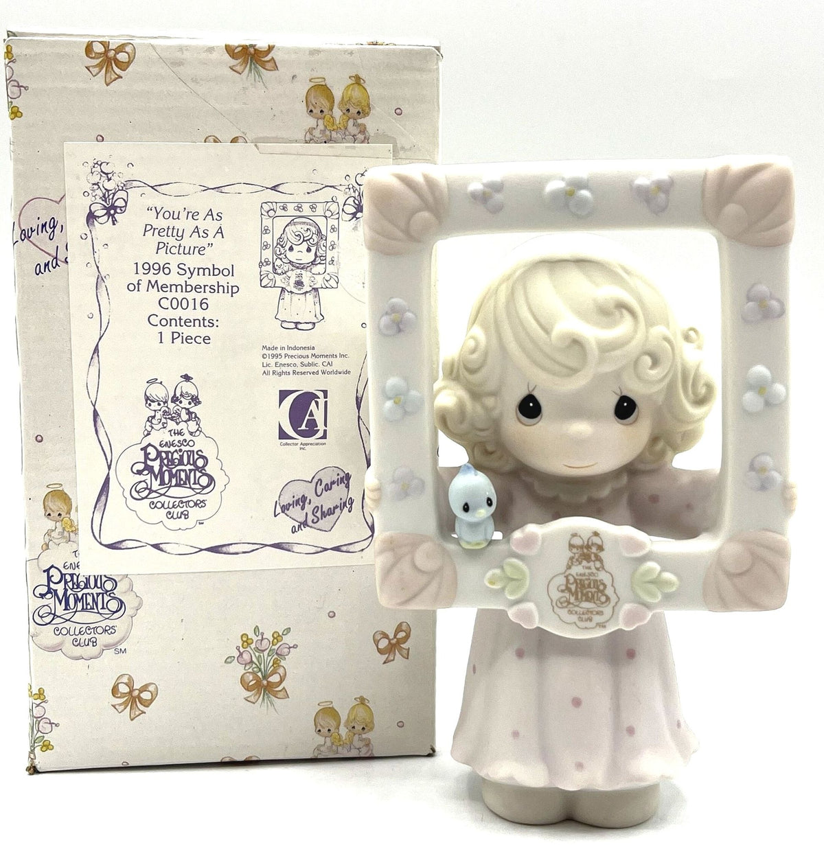 1996 Precious Moments Collectors Club Figurine You're As Pretty As A Picture"  in Original Box.