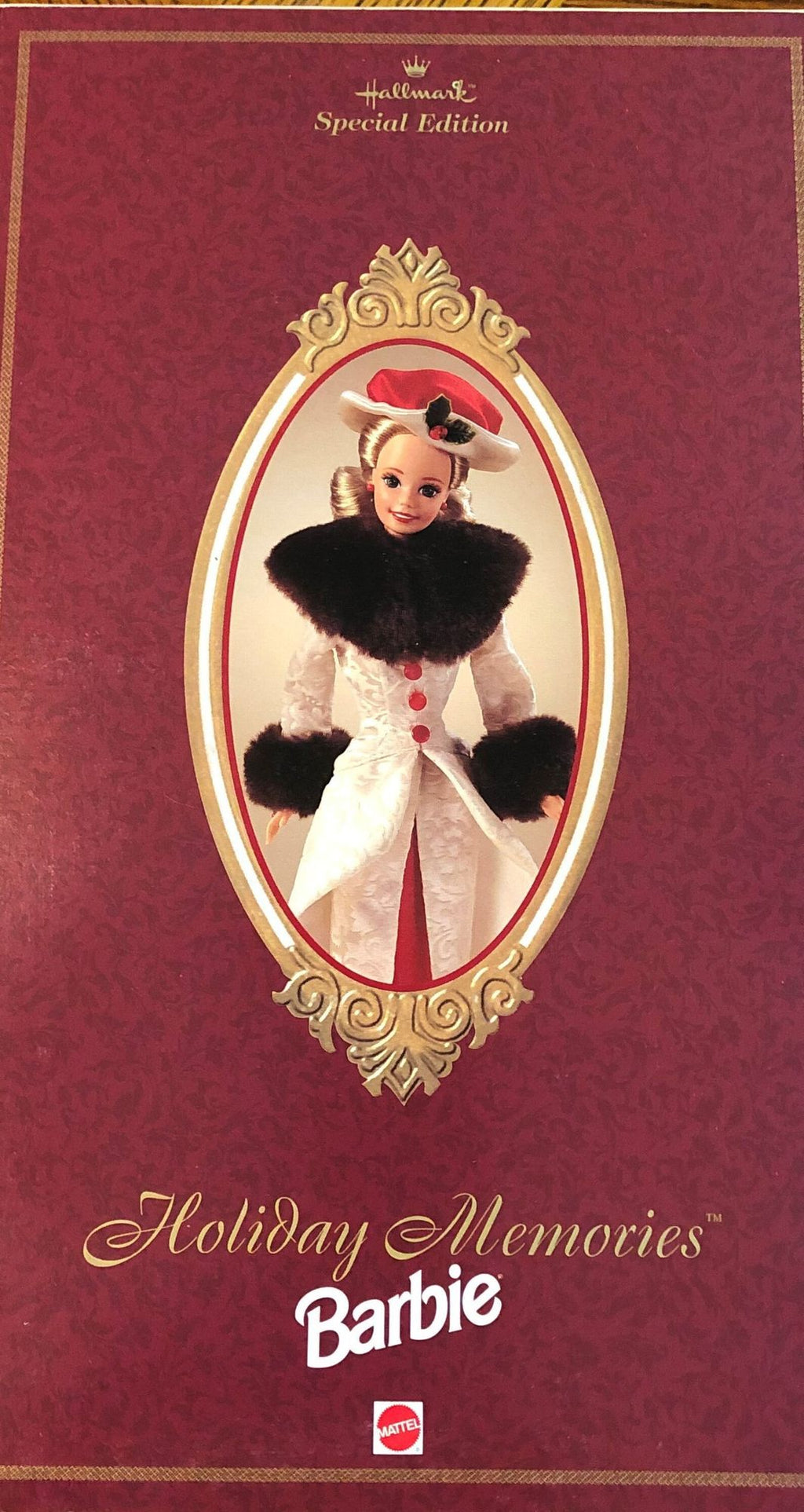 1995 Holiday Memories Barbie Special Edition for Hallmark.  Inspired by antique greeting card artwork from Hallmark Design Collection. 11"