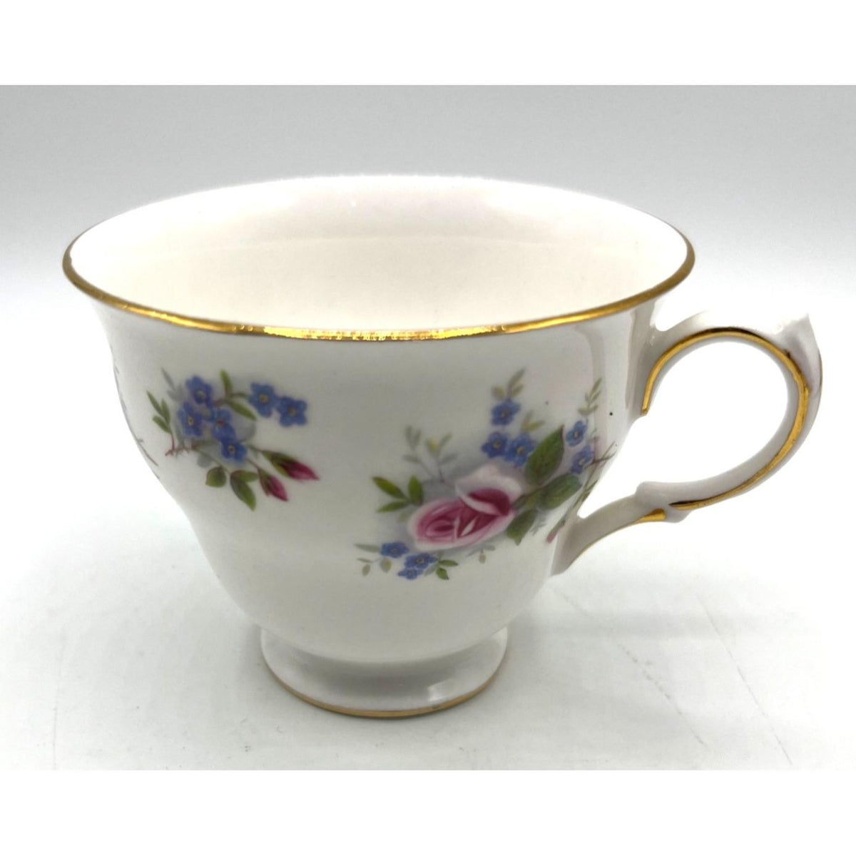 Queen Anne Bone China Tea Cup & Saucer Set With Pink Roses Blue Floral Design Gold Trim England