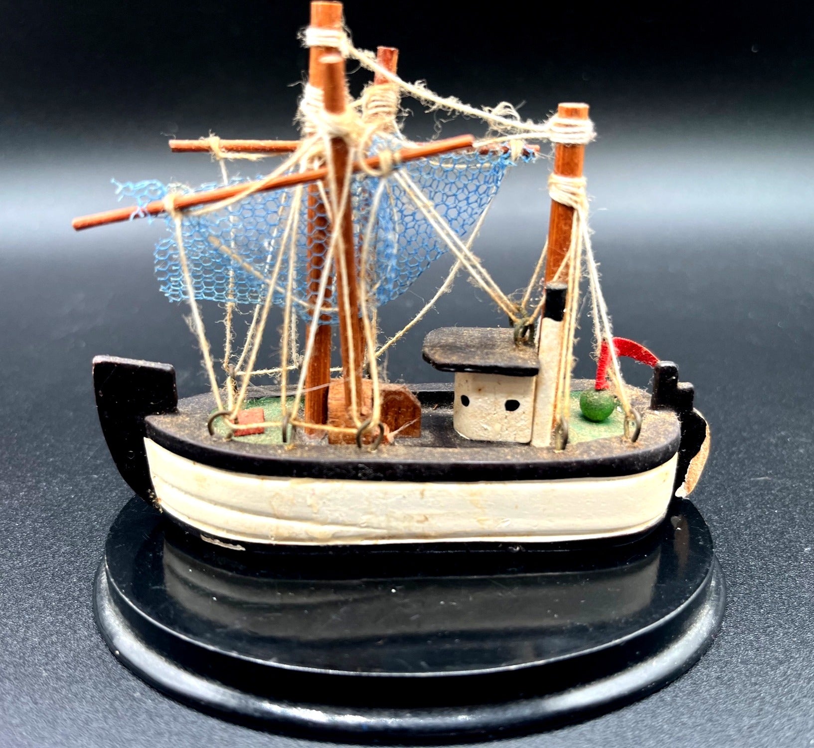 Tangier Island Girl Autographed Book By Shirley Taylor & Patsy Young With Small Wooden Model Boat Display