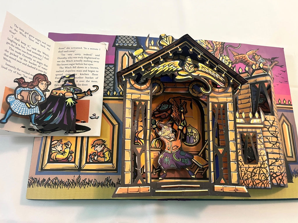 The Wonderful Wizard Of Oz Pop-Up Book By L. Frank Baum With Art By Robert Sabuda