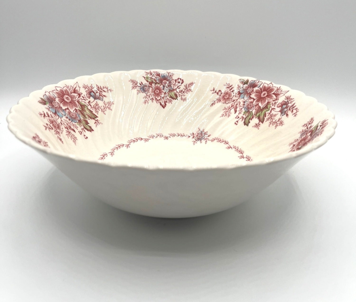 Johnson Brothers Marlow Floral Scalloped Edge Bowl Made In England 8"