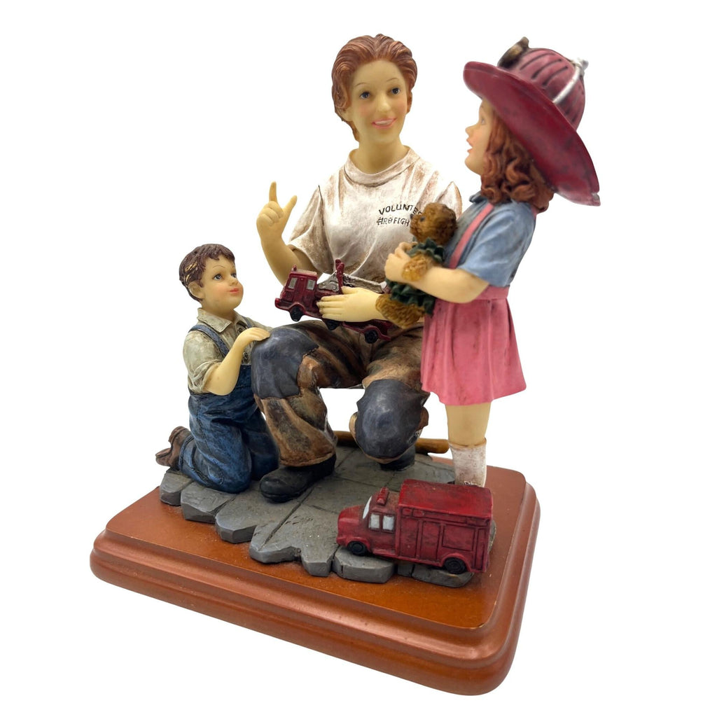 Red Hats Of Courage Volunteer Firefighter Figurine "Voluntary Comfort Duty" 1999 By Vanmark Handcrafted Resin Sculpture