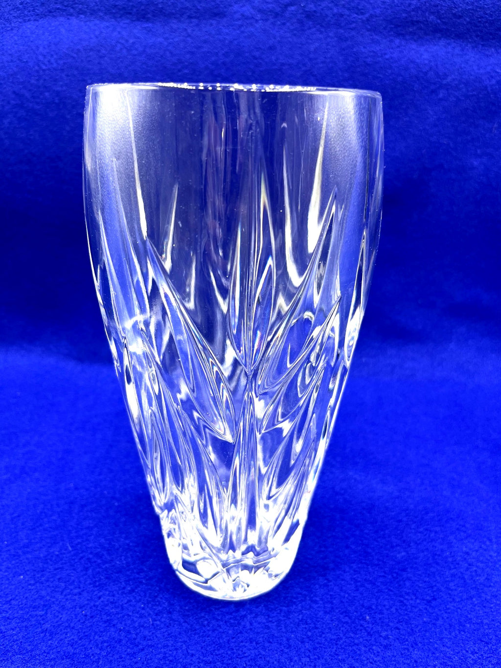 Gorham Cut Crystal Star Blossom Vase With Elegant Leaf Design 8.75 Inches Tall