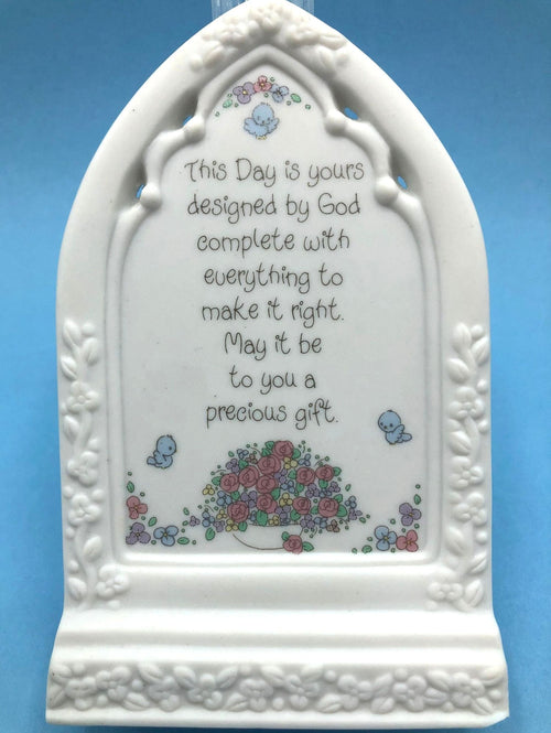1993 Precious Moments Porcelain Arched Display "O Worship The Lord" with Little Girl Kneeling in Prayer, Bluebirds and Flowers.   3" x 5"