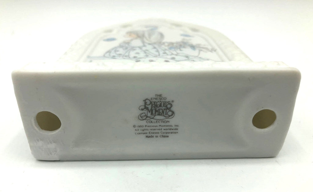 1993 Precious Moments Porcelain Arched Display "O Worship The Lord" with Little Girl Kneeling in Prayer, Bluebirds and Flowers.   3" x 5"