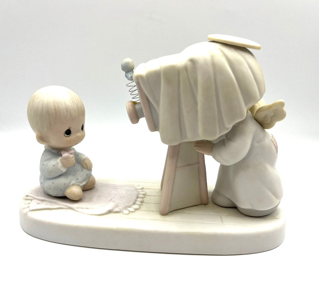 Vintage 1983 Precious Moments Figurine Baby's First Picture from the Baby's First Series. In original box. 7" long x 5.25" high