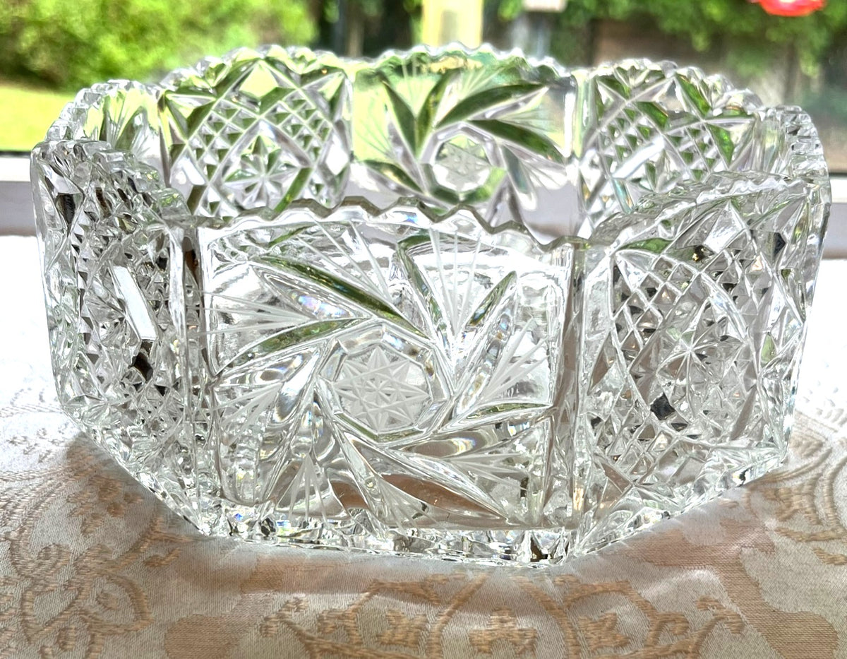 Vintage American Brilliant Crystal Cut Glass Bowl Octagonal Design Clear Decorative Tableware Elegant Centerpiece Collectible Home Décor