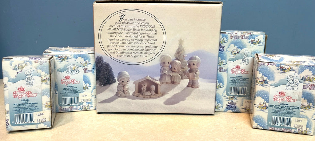 Precious Moments Sugar Town Chapel Nightlight Holiday Decor Includes 4 Individual Figurines