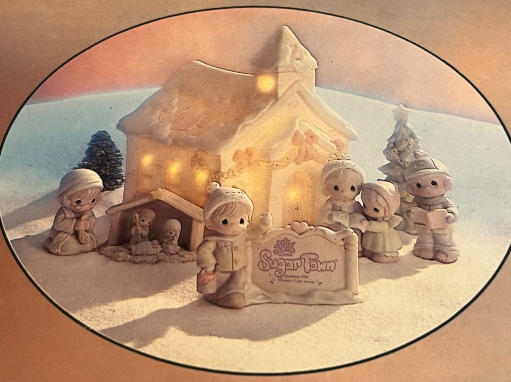 Precious Moments Sugar Town Chapel Nightlight Holiday Decor Includes 4 Individual Figurines