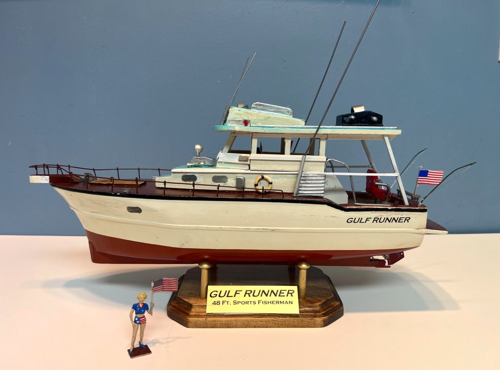 Model Boat Custom Made Wooden Sports Fisherman Cabin Cruiser Ship Model 17" long w Stand