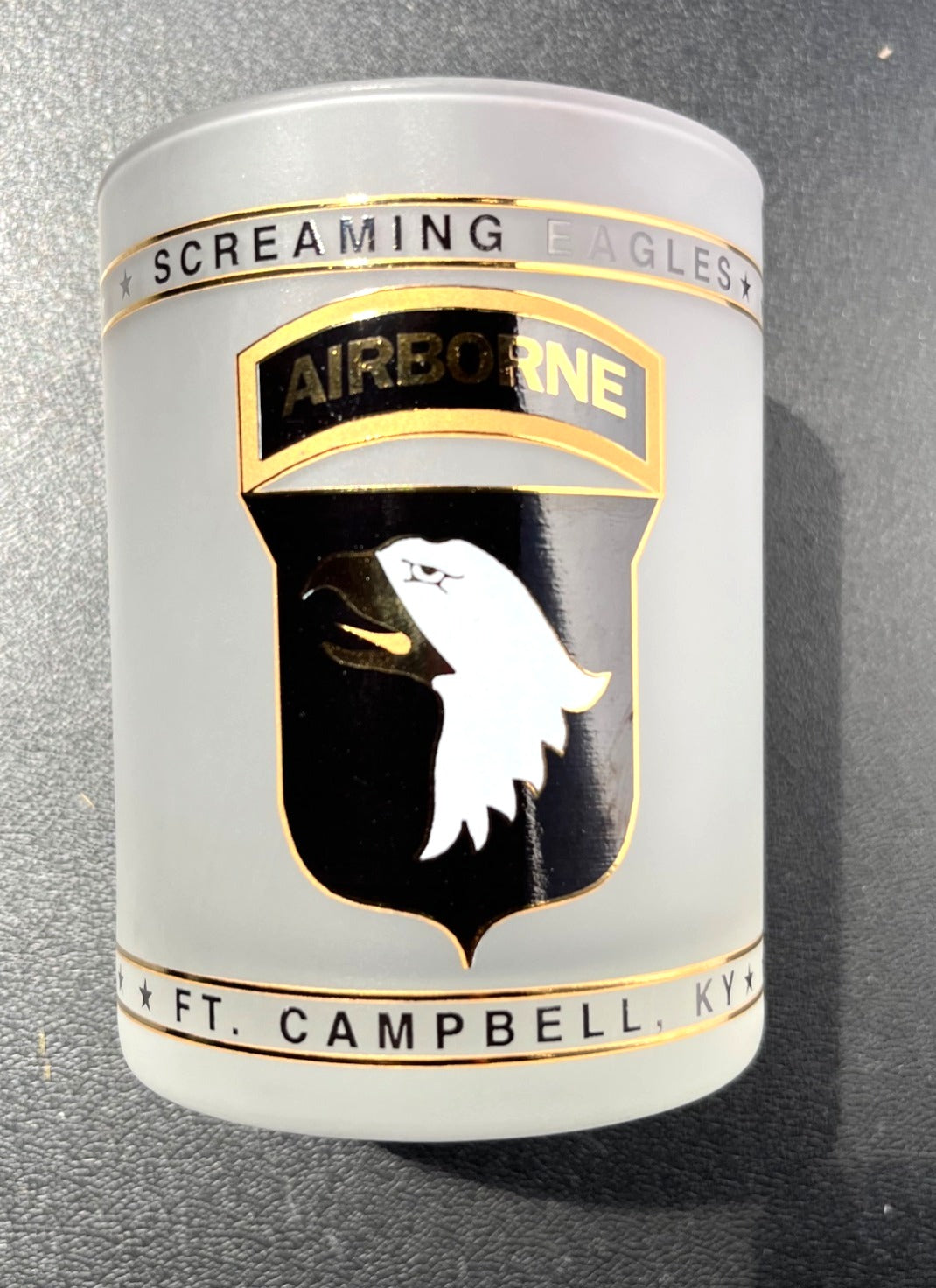 Frosted Glass US Army Screaming Eagles 101st Airborne Division Insignia Ft Campbell KY 4.25" Tall