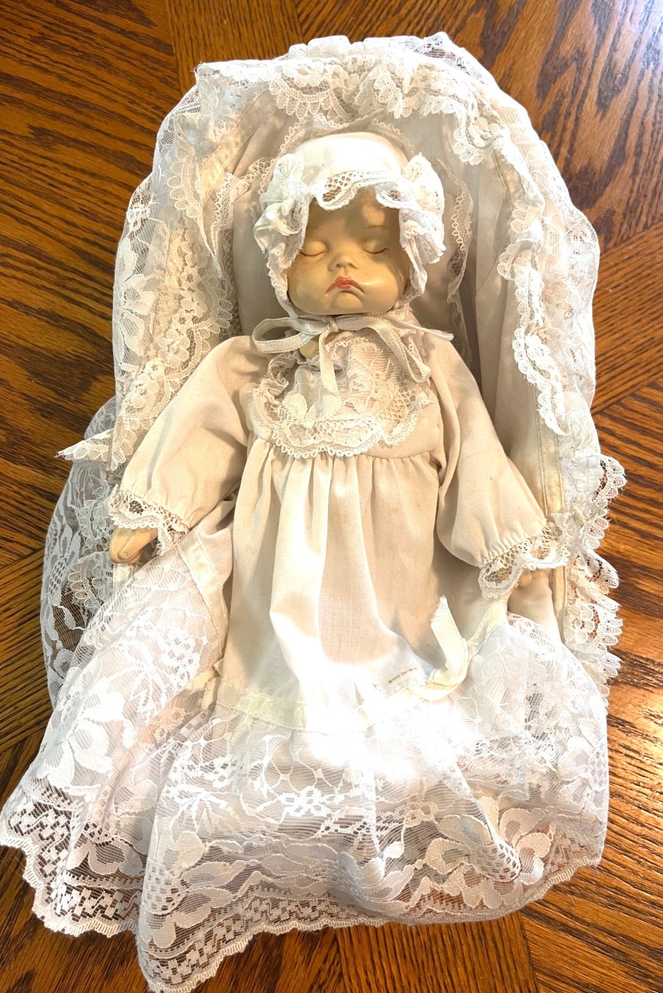 Vintage Artmark Musical Baby Doll With Lace Cradle Bassinet 1989 Collectible