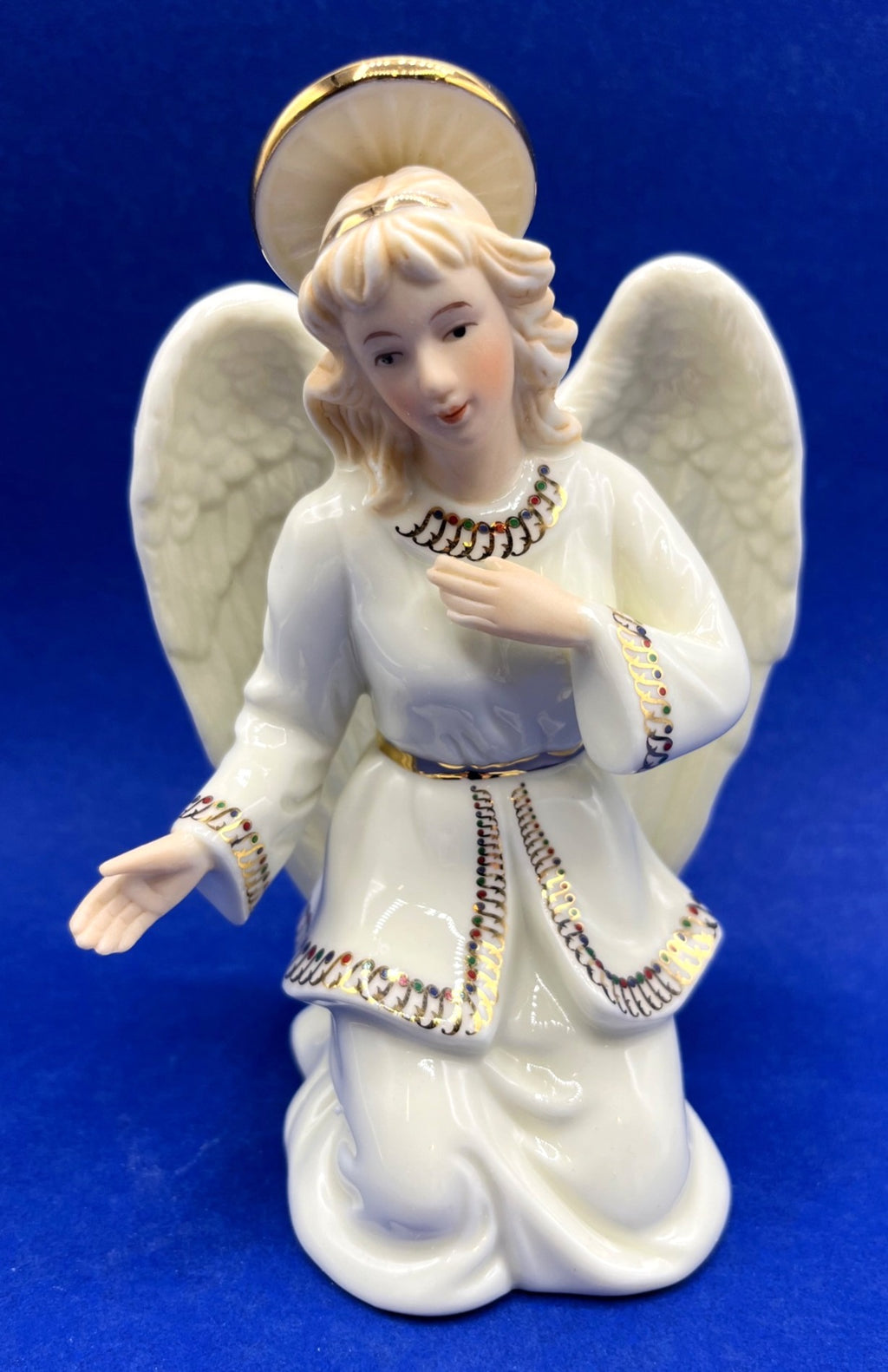 Vintage Set Of 4 Nativity Figurines Porcelain with Gold Accents Angel, Shepherd, 2 Lambs