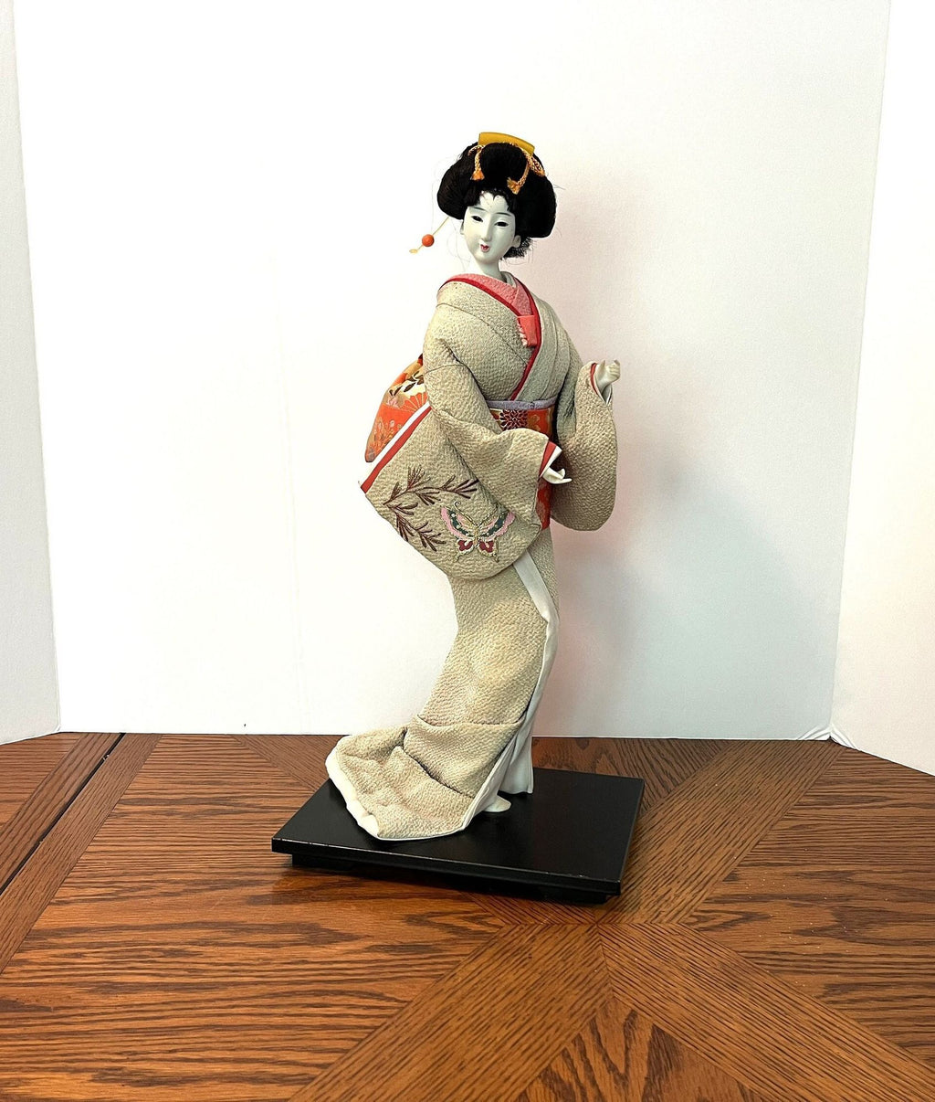Vintage Geisha Girl Doll Hand Crafted Beautiful Kimono Costume on Wooden Platform 17" tall