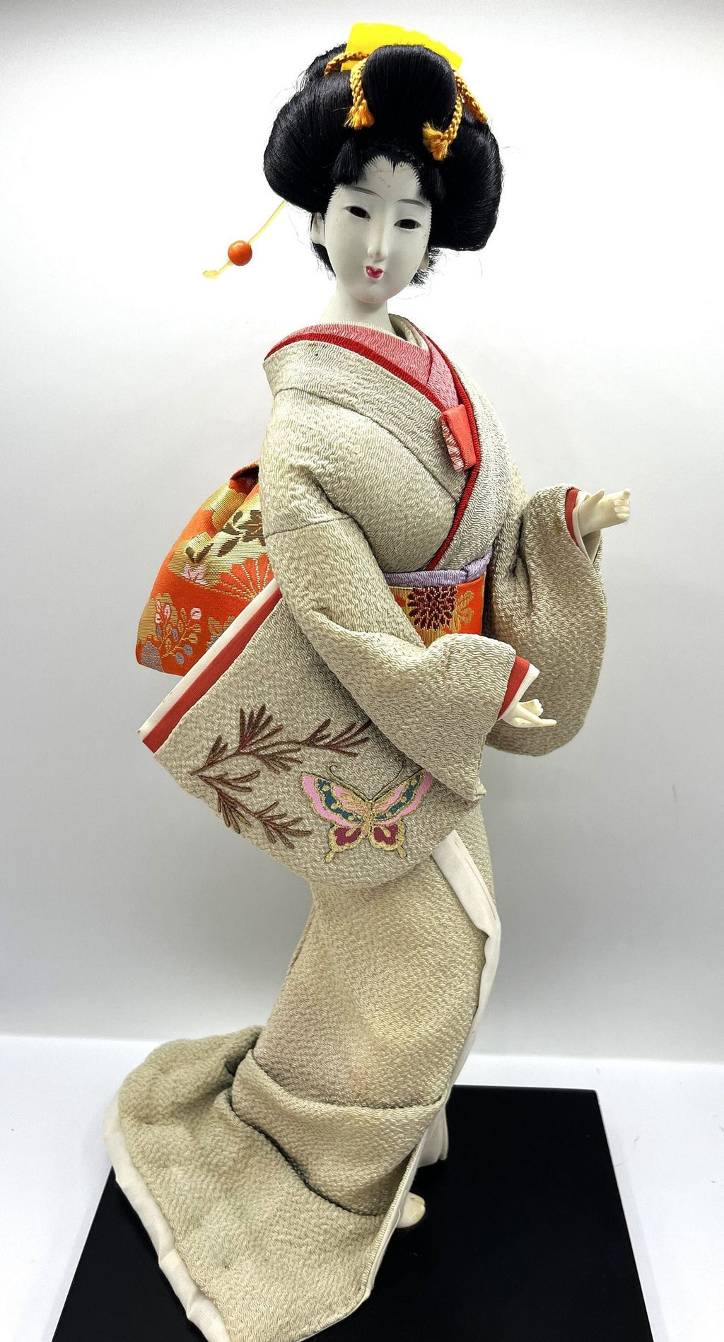 Vintage Geisha Girl Doll Hand Crafted Beautiful Kimono Costume on Wooden Platform 17" tall