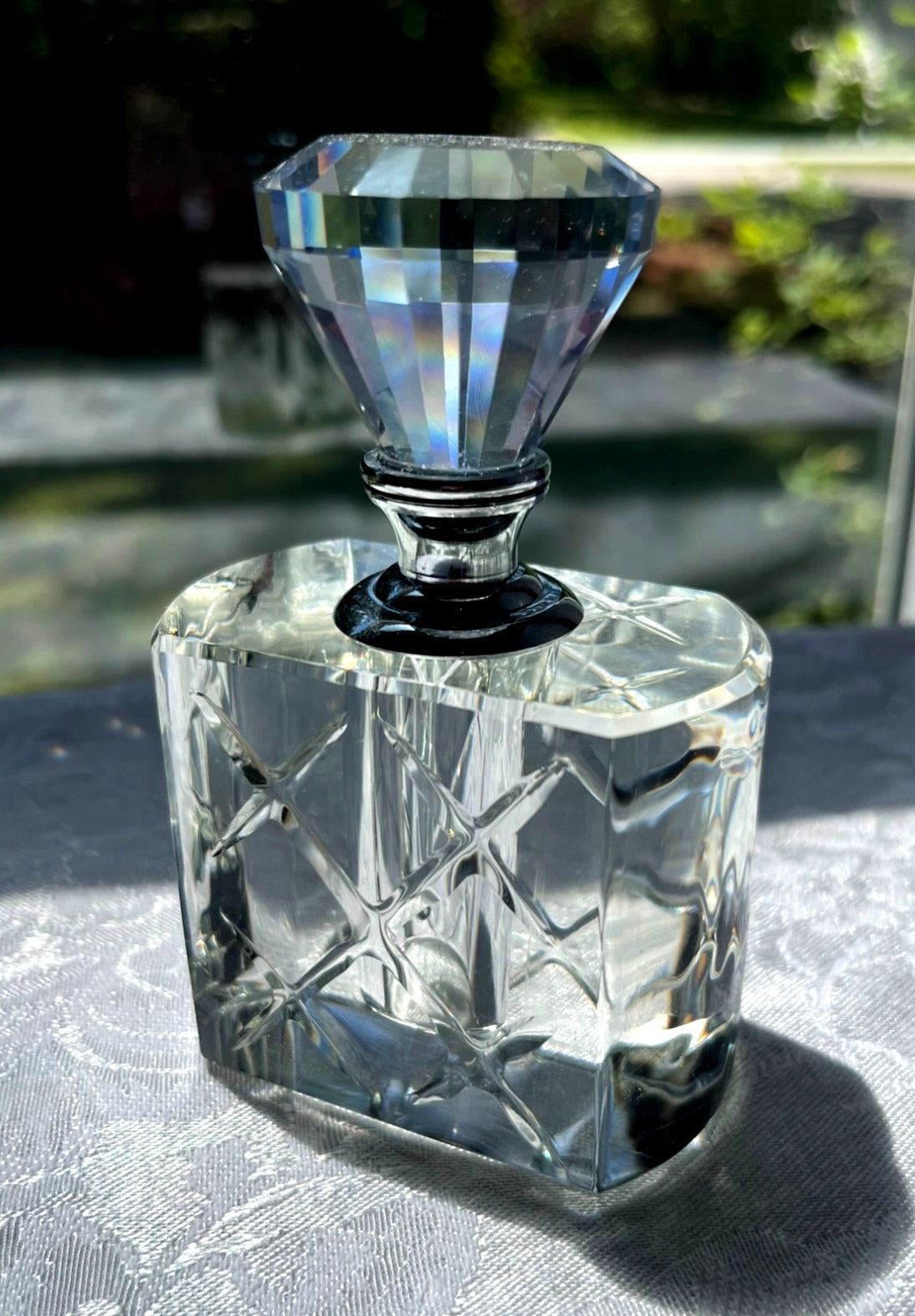 Crystal Glass Perfume Bottle With Diamond-Cut Design and Crystal Stopper with Glass Dauber 4.5" tall