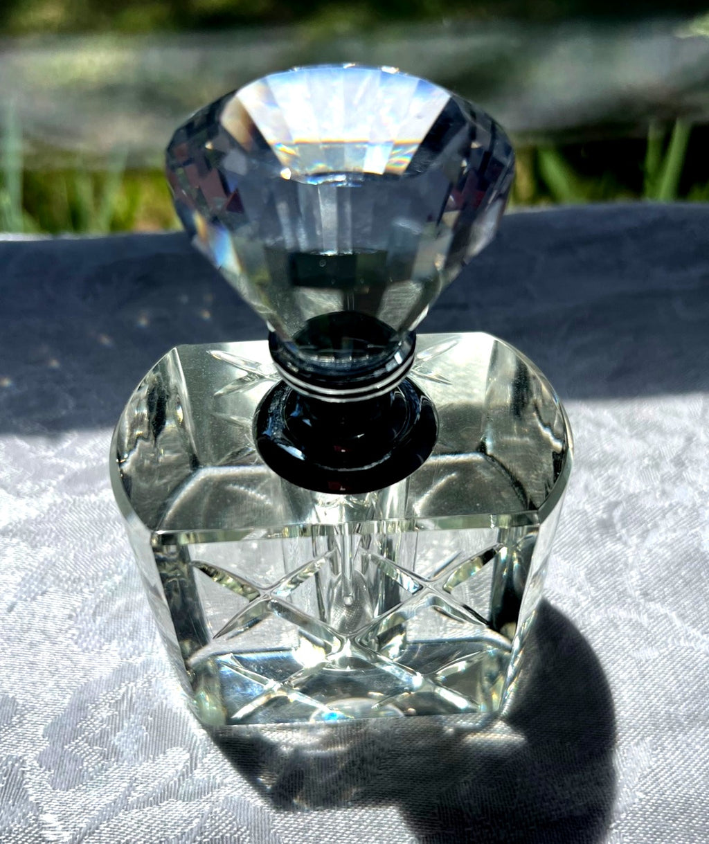 Crystal Glass Perfume Bottle With Diamond-Cut Design and Crystal Stopper with Glass Dauber 4.5" tall