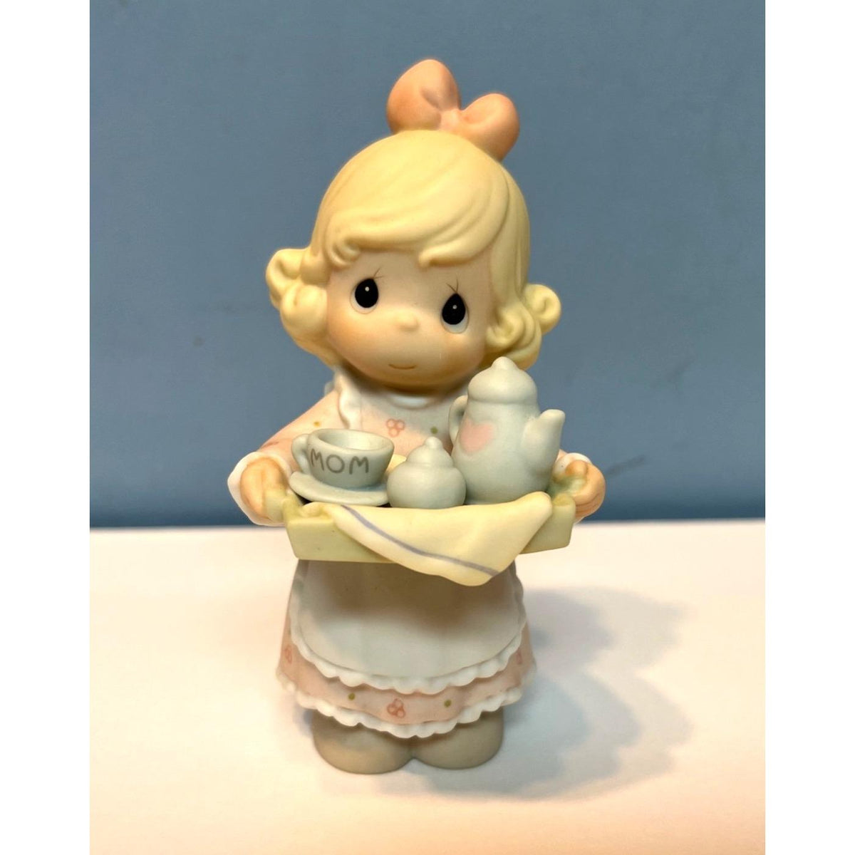 Precious Moments Figurine Mom You're My Special-Tea 1998 With Original Box 4.5" tall