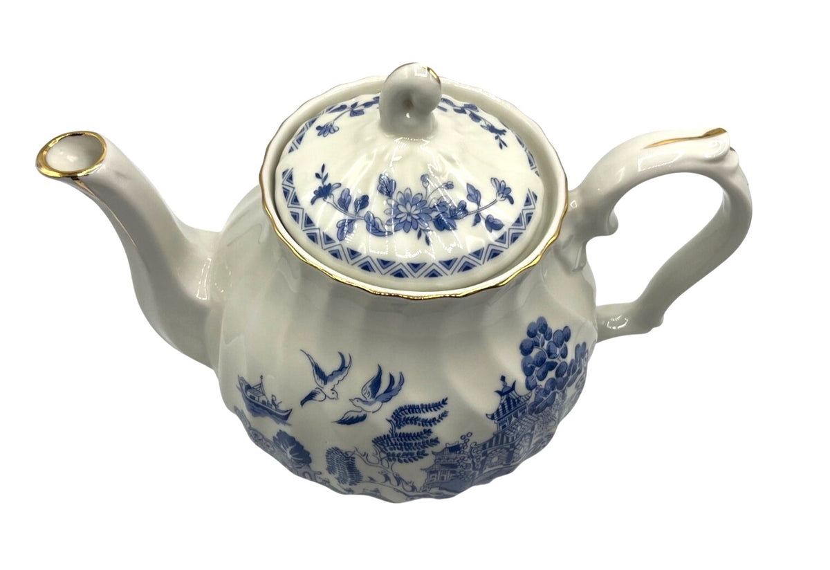 Vintage Robinson Design Group Japan 1989 Blue & White 32 oz. Teapot With Gold Trim