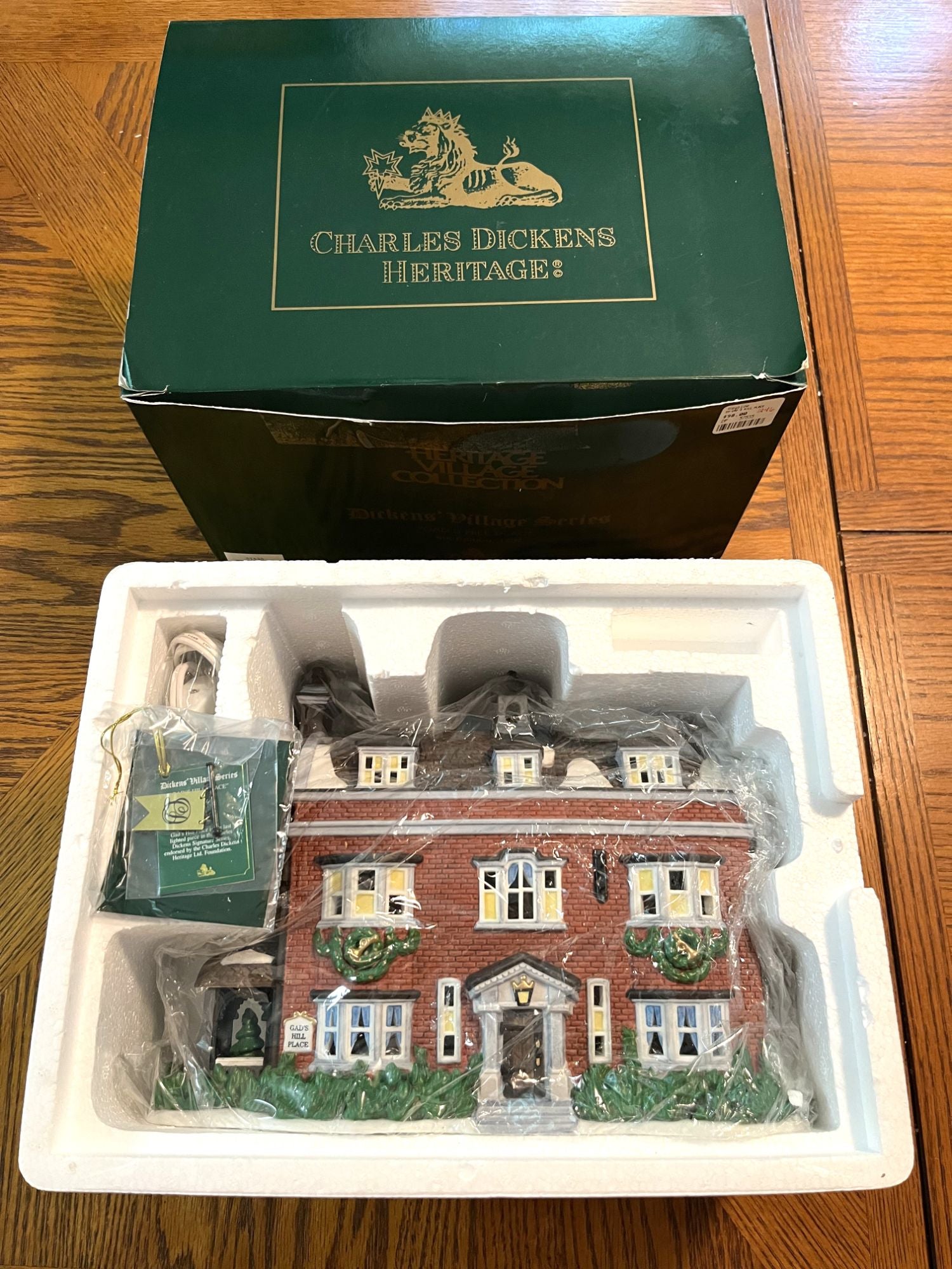 Department 56 Dickens Village Series "Gad's Hill Place" Lighted House