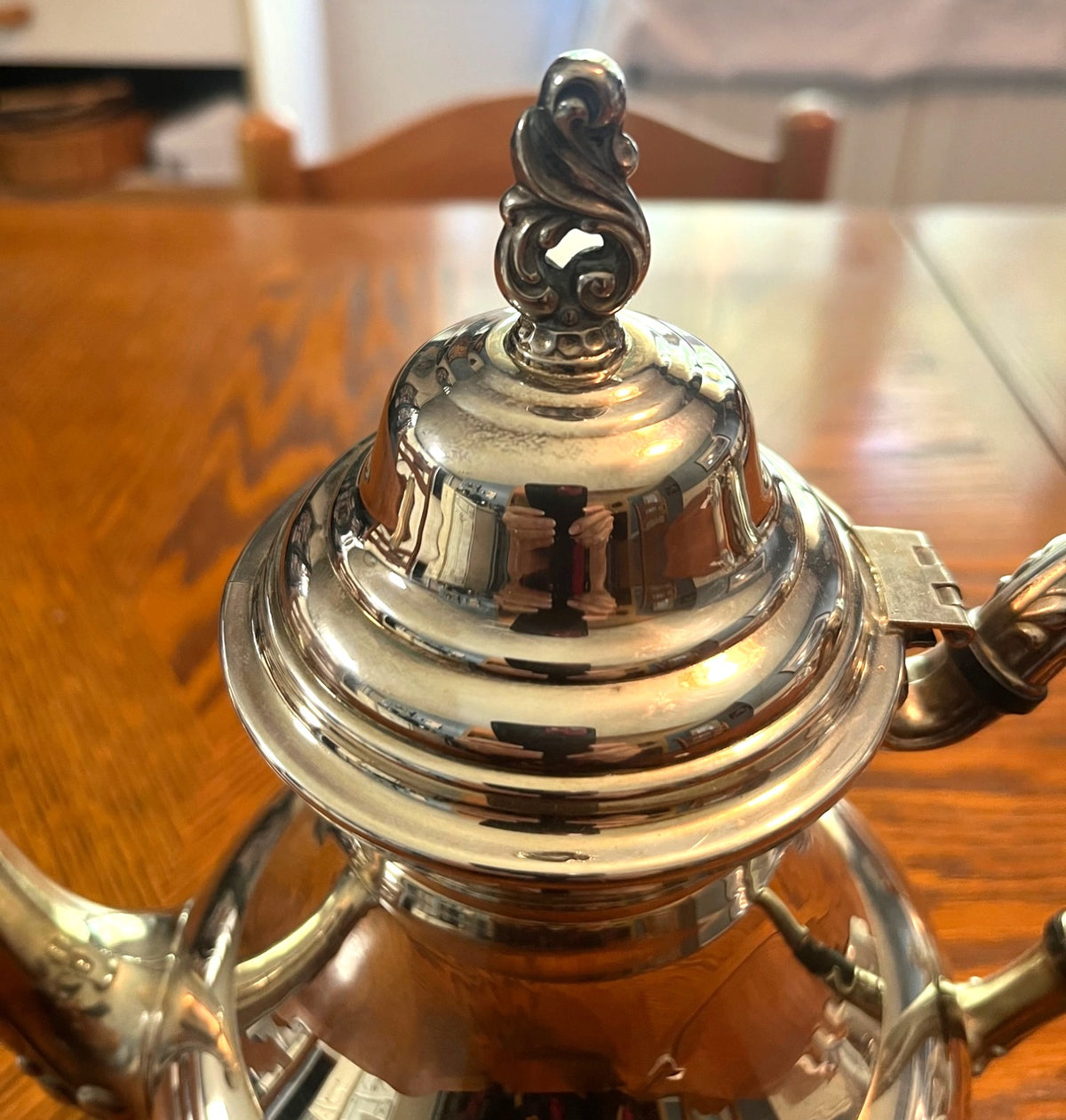 Vintage Silver-Plated Oneida Seacrest Coffee/Teapot With Ornate Handle Spout and Filial Design 10" tall