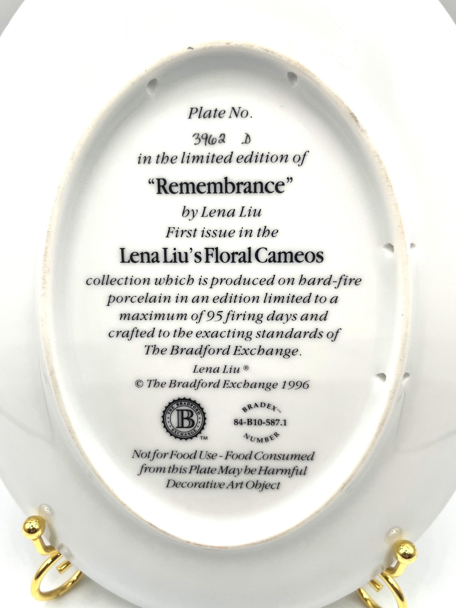 Lena Liu Remembrance Floral Cameo Bradford Exchange Limited Edition Decorative Plate