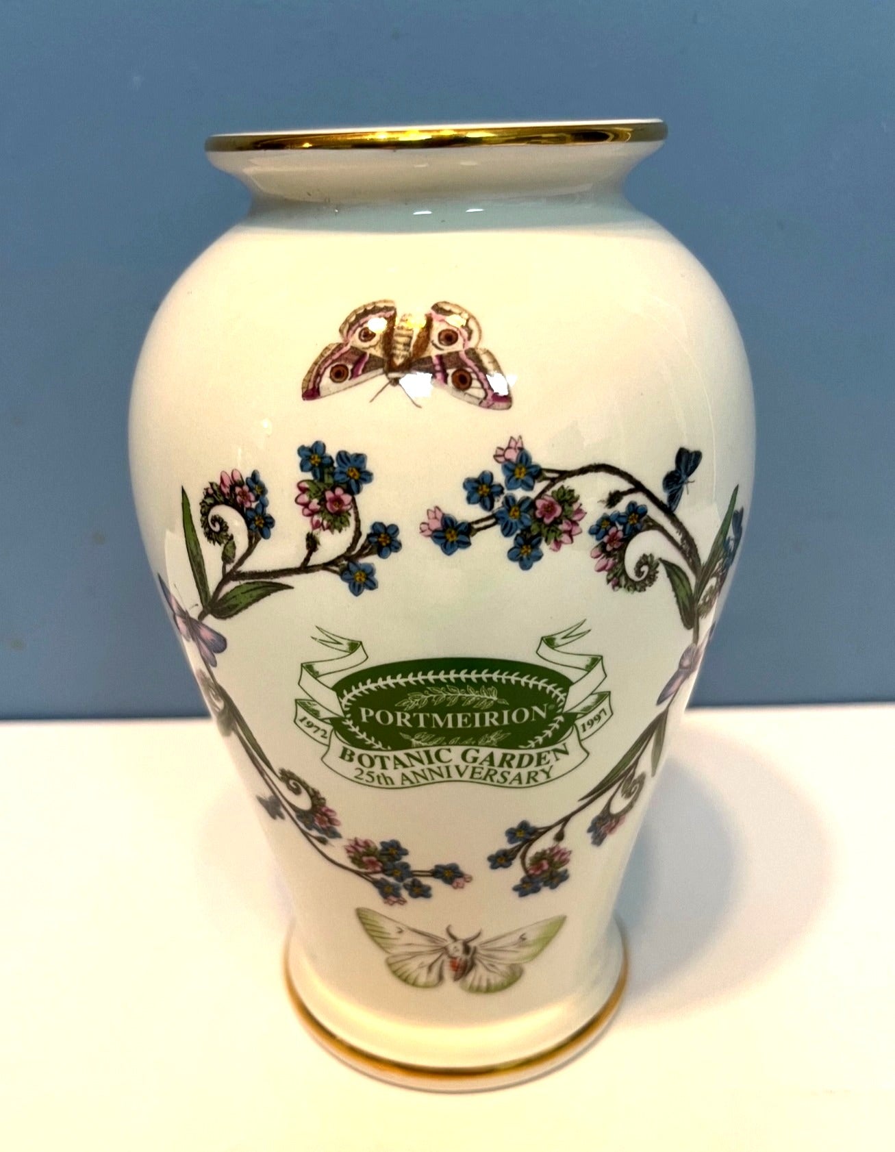 Portmeirion Botanic Garden 25th Anniversary Vase By Susan Williams-Ellis Made In Britain Floral & Butterfly Design Gold Trim 1997