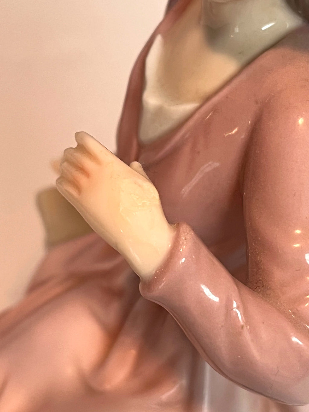 Porcelain Angel Figurine With Pink Dress White Wings Sculptured Roses Sitting On Bench w Decorative Base
