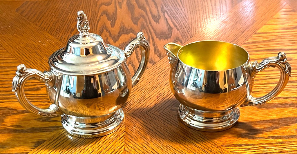 Vintage Silver Plated Creamer & Sugar Bowl Set With Lid By Oneida Sea Crest Pattern Elegant Tableware For Tea Or Coffee Service