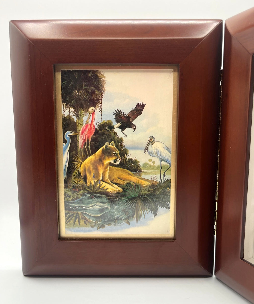 Dual-Sided Wooden Desk Clock Picture Frame With Wildlife Art And Roman Numerals