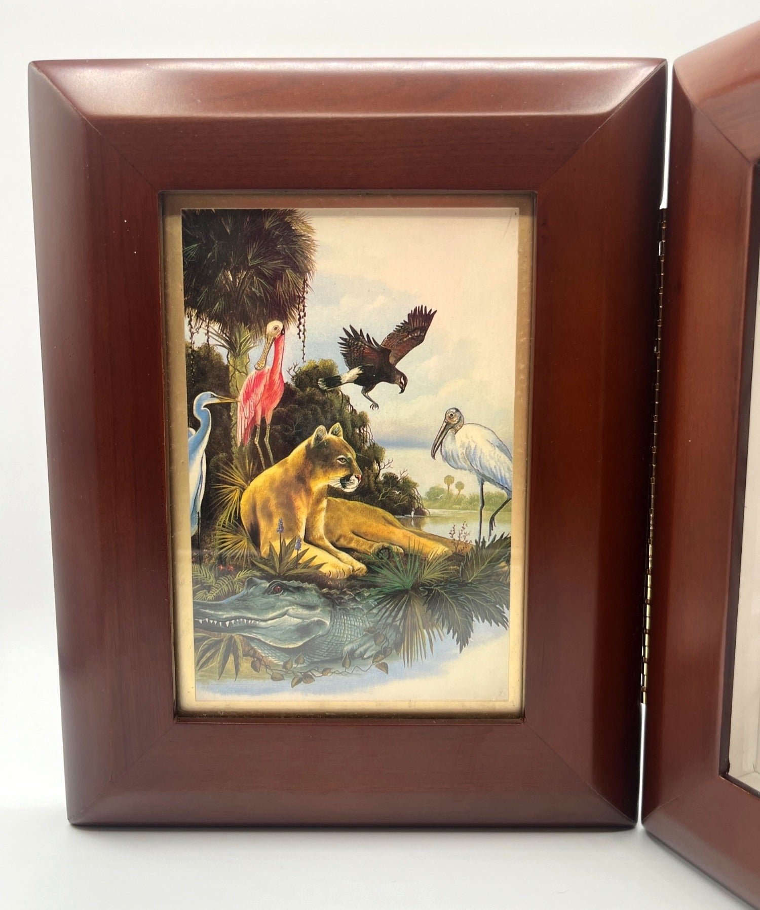 Dual-Sided Wooden Desk Clock Picture Frame With Wildlife Art And Roman Numerals