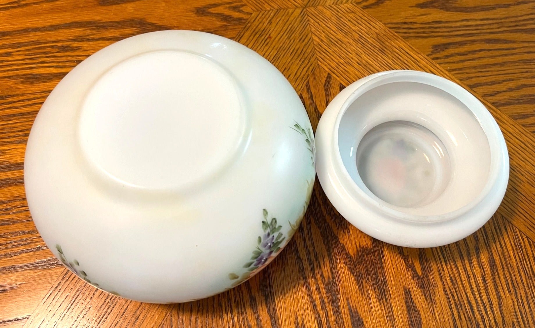 Vintage Hand Painted Milk Glass Lidded Biscuit Jar 7" high