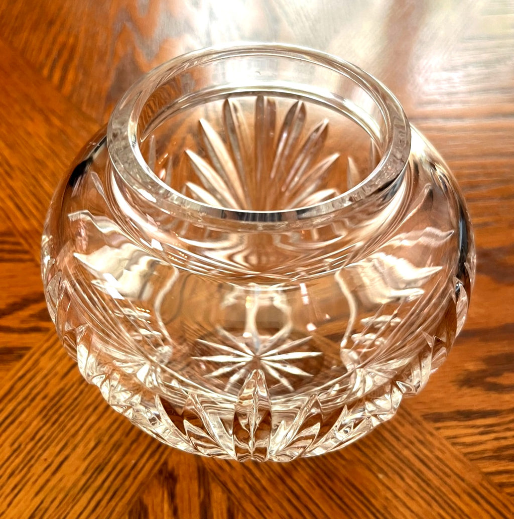 Hand-Cut Crystal Rose Bowl Vase With Intricate Starburst Design 5.25" tall