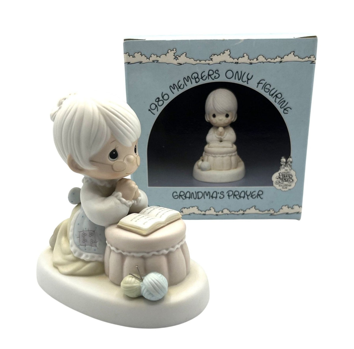1986 Precious Moments Members Only Figurine Grandma's Prayer  4.5" x 4.5" tall