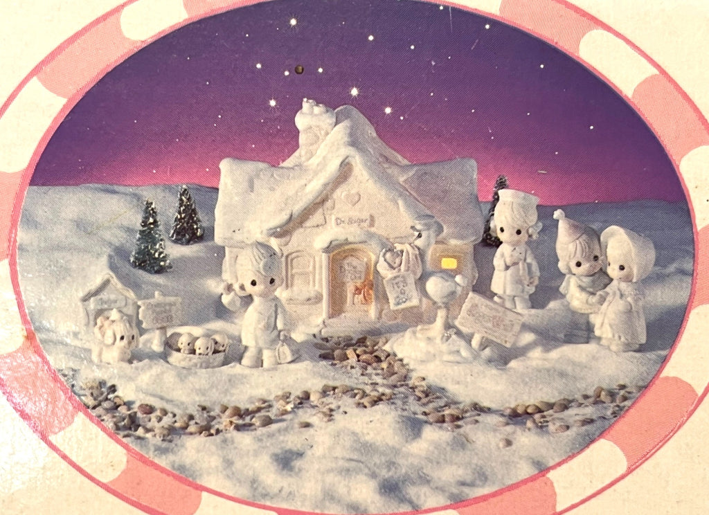 Sugar Town Doctors Office Lighted Ceramic House 1994 Precious Moments White With Yellow Glow with 3 Individual Figurines