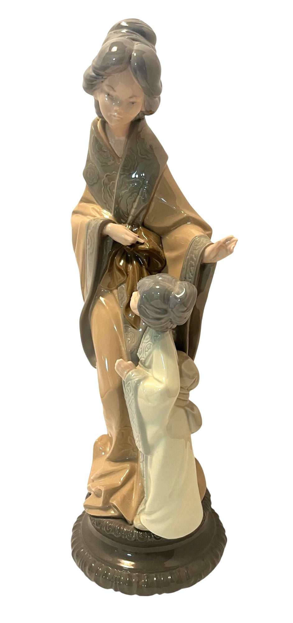 NAO By Lladro Japanese Geisha Mother & Daughter Porcelain Figurine Elegant Glossy Finish 15" tall