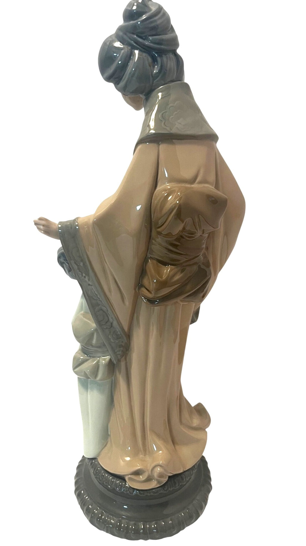 NAO By Lladro Japanese Geisha Mother & Daughter Porcelain Figurine Elegant Glossy Finish 15" tall