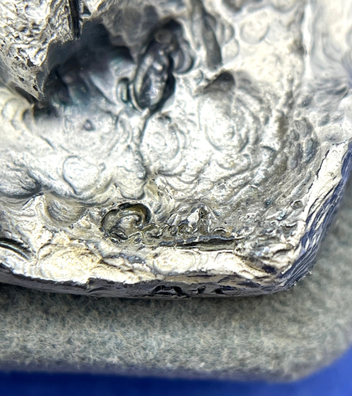 Art Sculpture Jesus Christ w Crown of Thorns 3D Plaque in Silver and Gold Accent Made in Italy 2.5" x 3.5"
