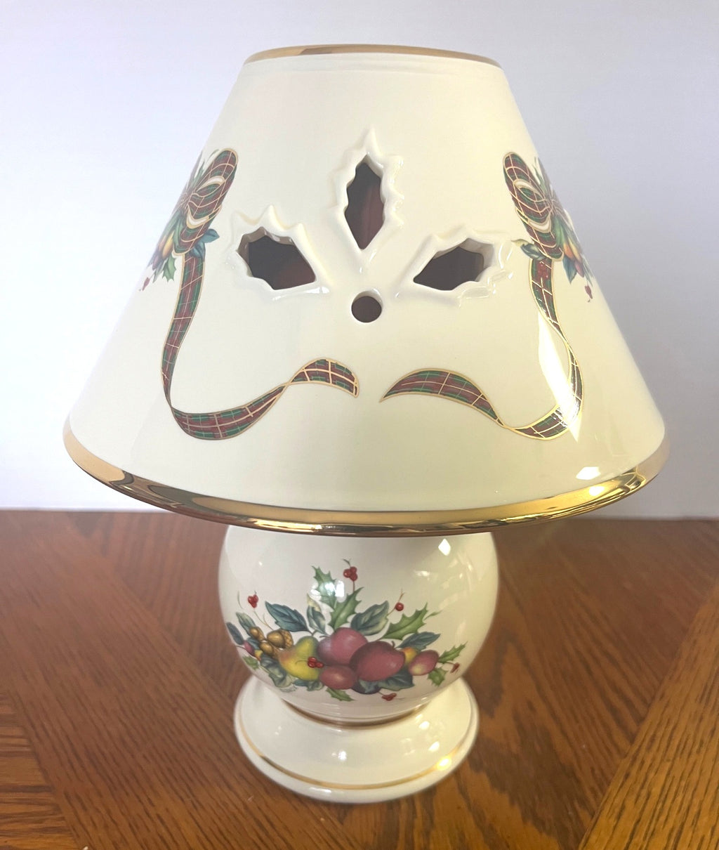 Lenox Holiday Tartan Ceramic Table Candle Lamp With Festive Bow & Fruit Design 10" tall