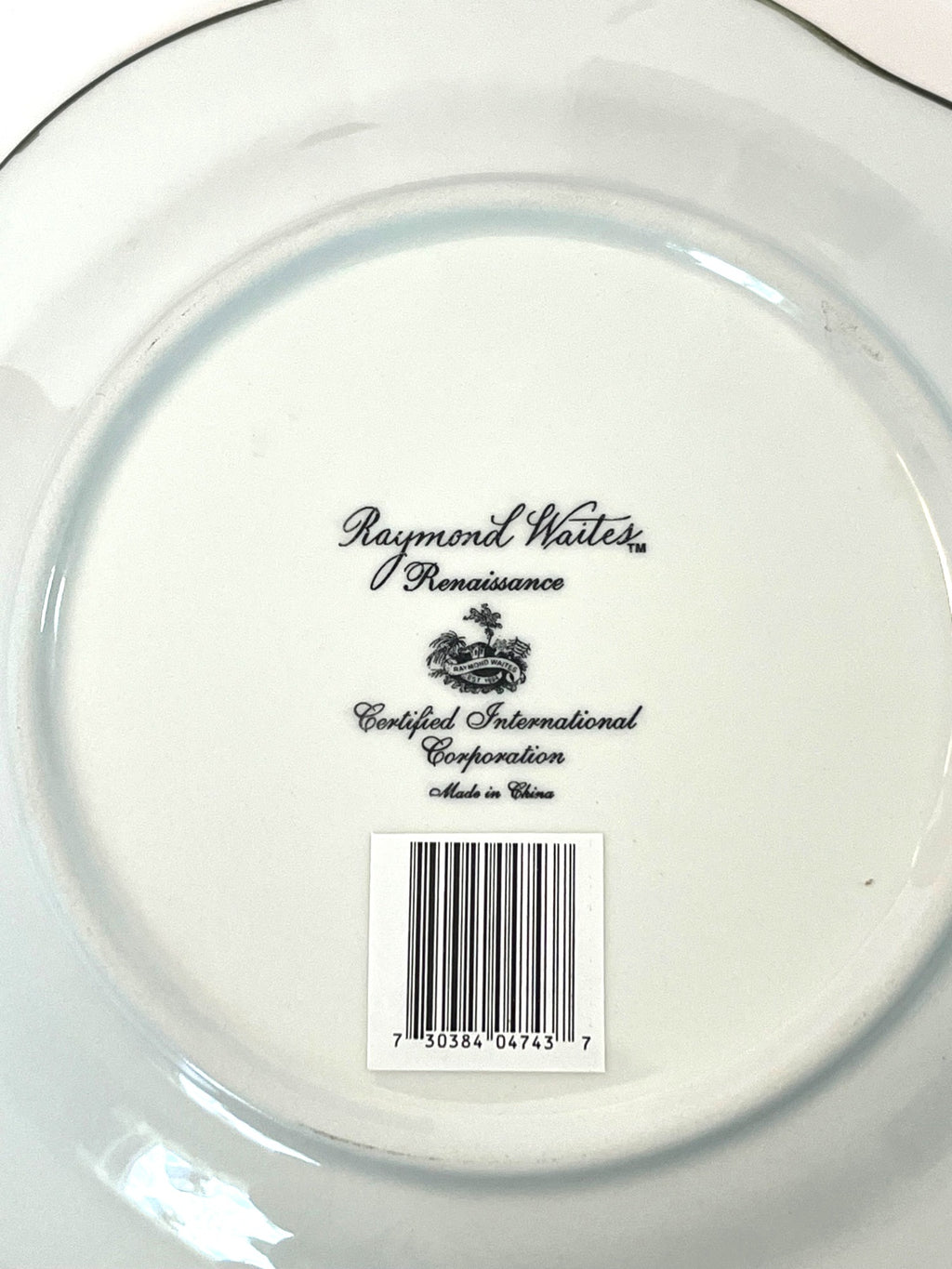 Renaissance Raymond Waites Salad & Dessert Plates 8.5" Floral Fruit Design Set Of 4 Certified International