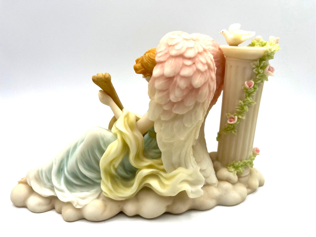 Seraphim Classics 2000 Golden Wings Exclusive Juliette Angel Figurine Playing Lute "Music's Gift" By Roman Inc 7.75 x 5"