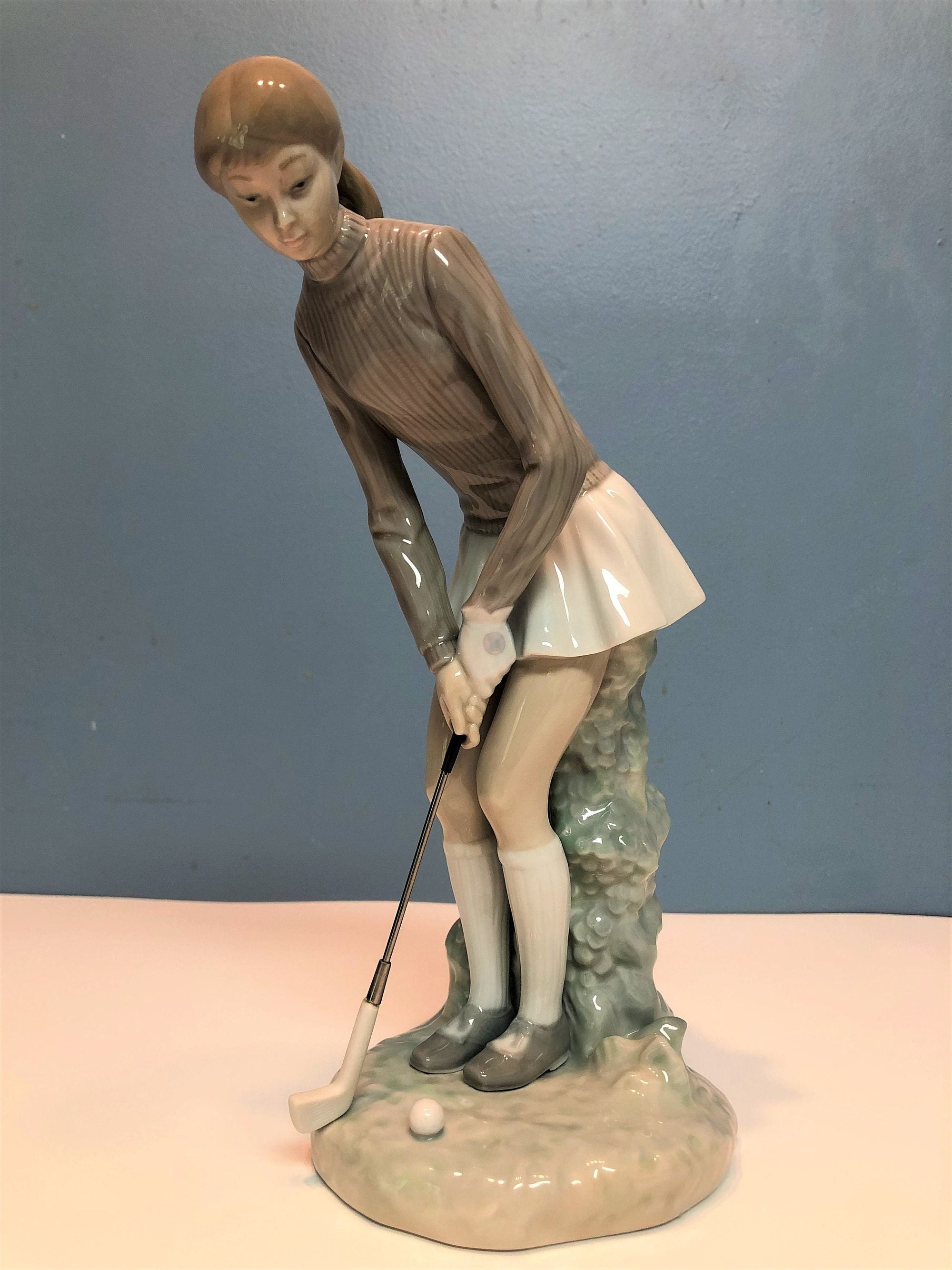Vintage Lladro Retired Figurine, Young Woman Golfer Making A Putt.  4.5 x 5" x 10.5" tall